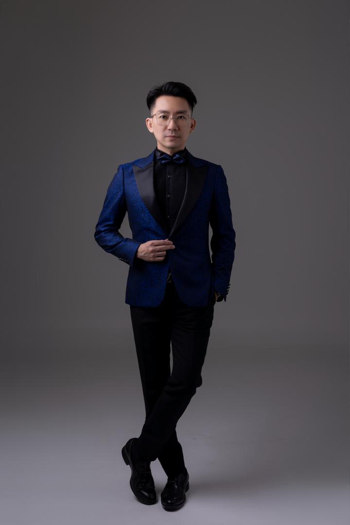 Mr. Damon Lee